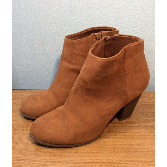 Old Navy Boots Womens 10 Ankle Booties Block Heels Comfort Brown Suede Side Zip - Picture 4 of 7
